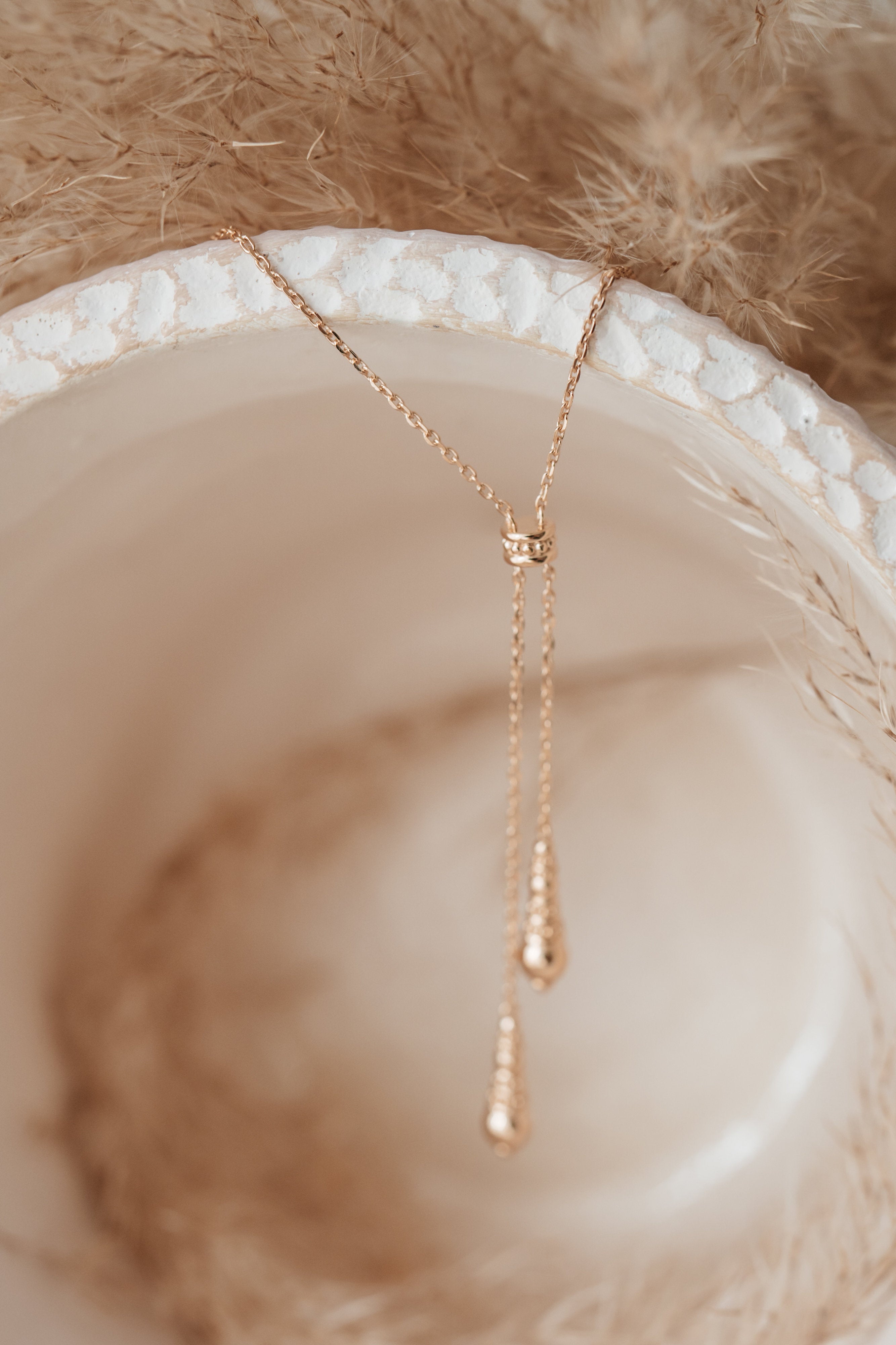 Collier Y Jaya