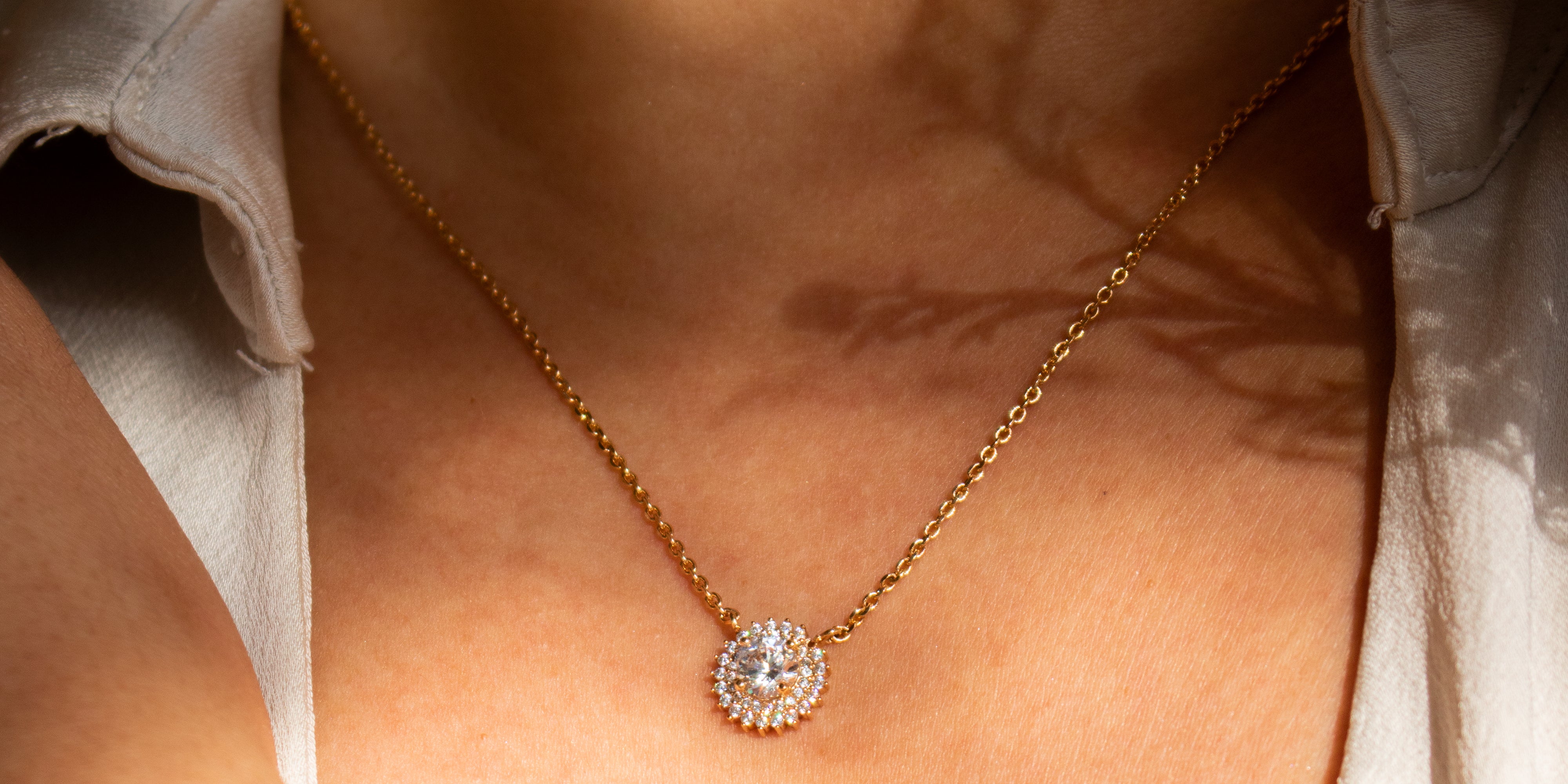 Collier Flora