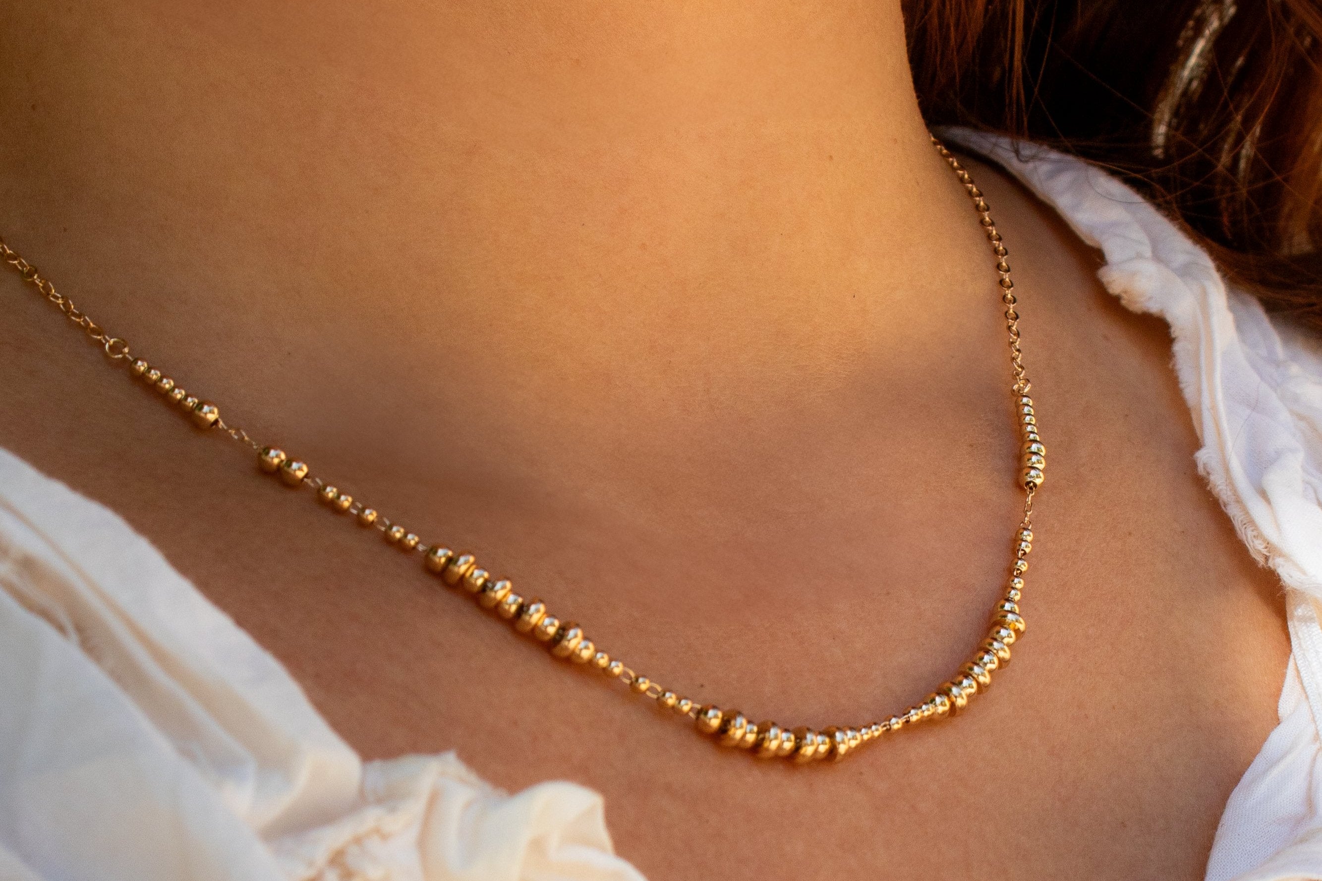 Collier Ora