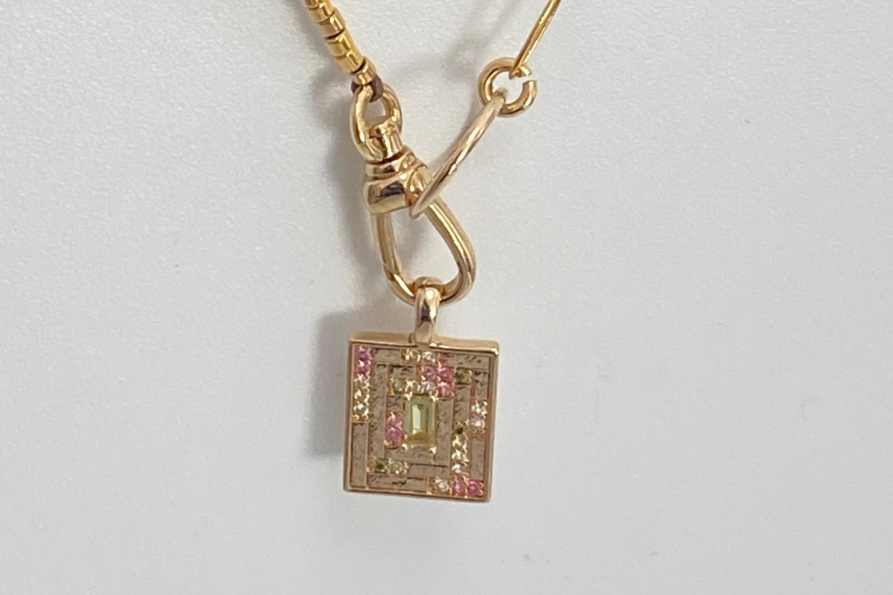 sautoir-sillage-fermoir-pendentif-porte-lilodelo